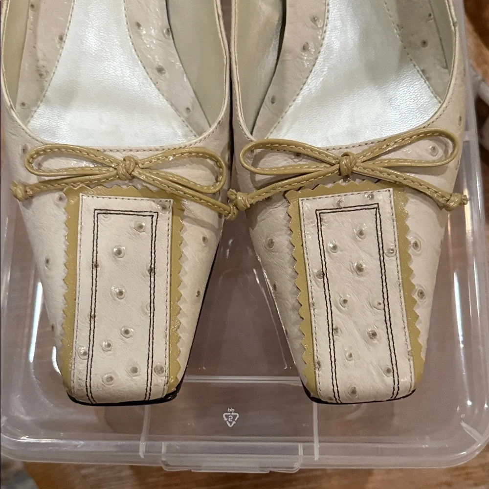 J.Renee Cream Textured Heels - Picture 6 of 6